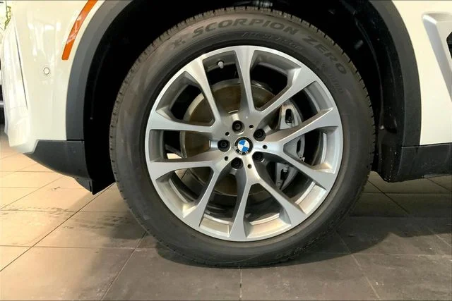 2026 BMW X5 40i - Photo 12