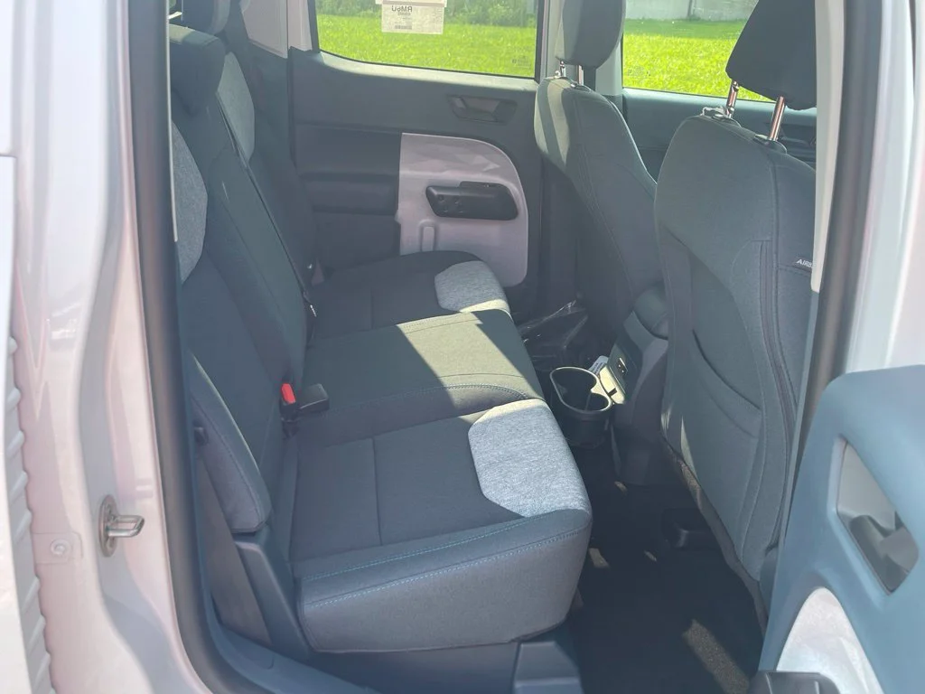 New 2026 Oxford White Ford XLT image 15