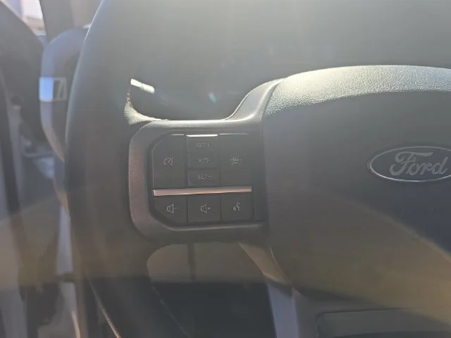 Used 2025 White Ford XLT image 17