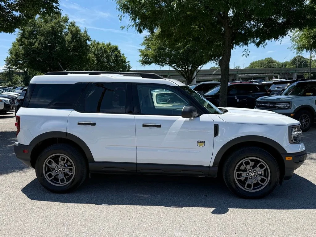 Used 2021 White Ford Big Bend image 11