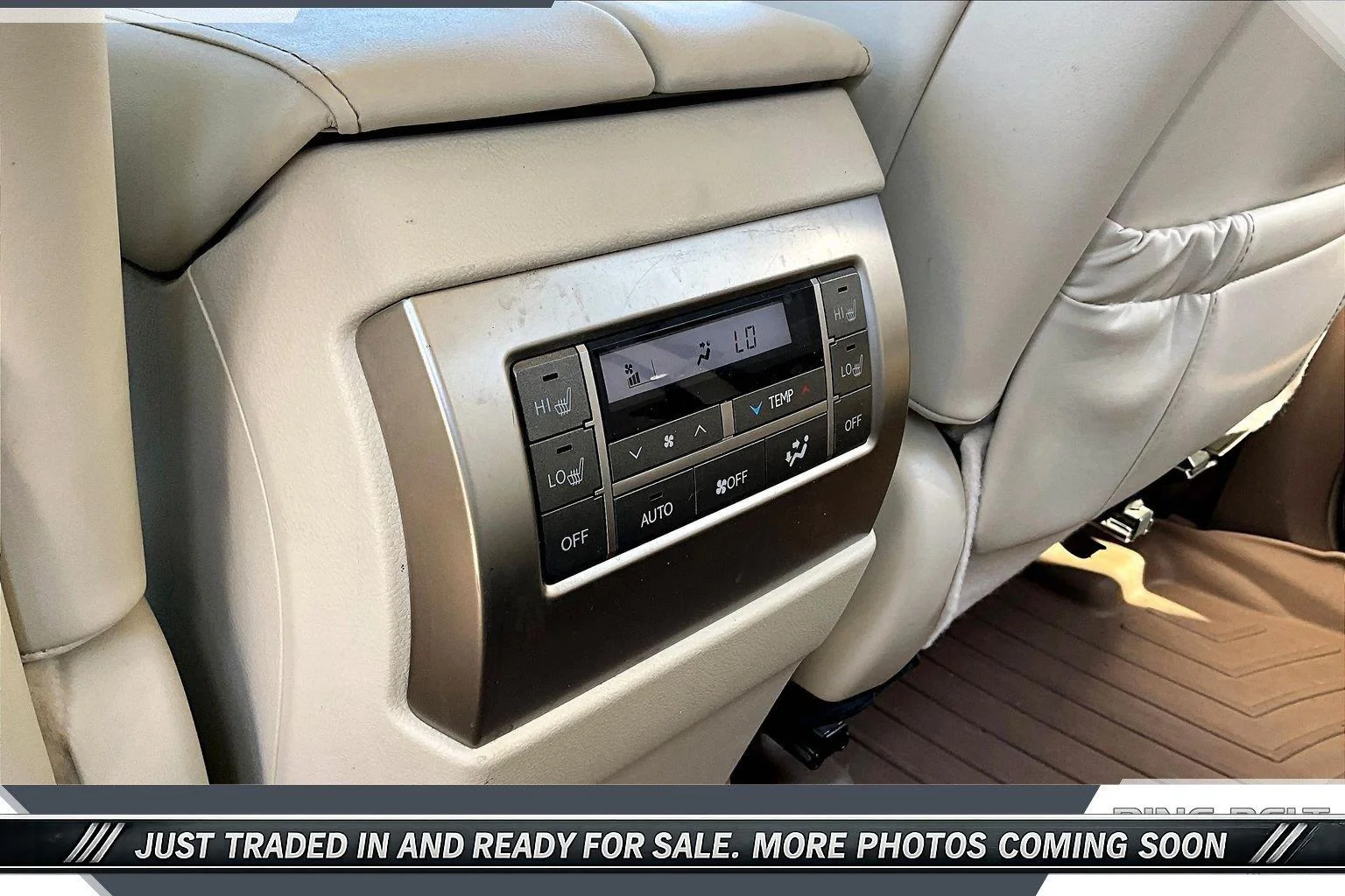 Used 2019 Starfire Pearl Lexus GX 460 Premium image 25