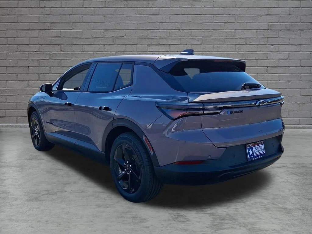 New 2026 Galaxy Gray Metallic Chevrolet LT image 5