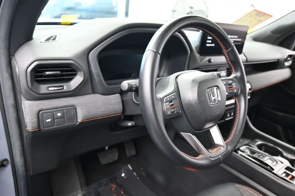 Used 2026 Sonic Gray Pearl Honda TrailSport image 16