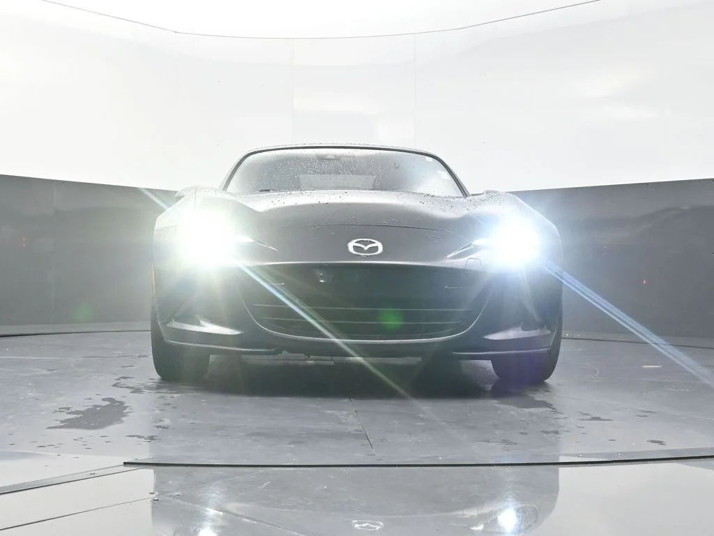 Used 2020 Black Mazda Grand Touring image 24