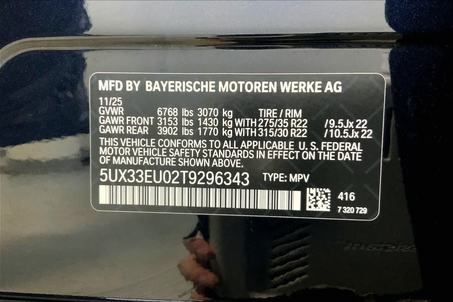 Certified Used 2026 Carbon Black Metallic BMW M60i image 36