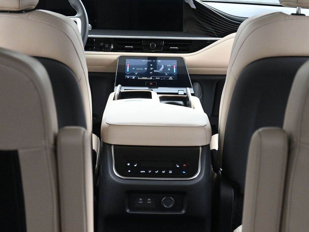 New 2026 White INFINITI PURE image 12