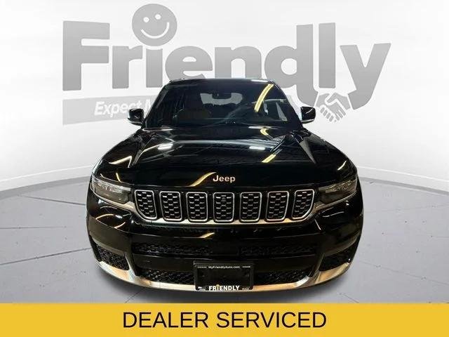 Used 2023 Black Jeep Summit image 2