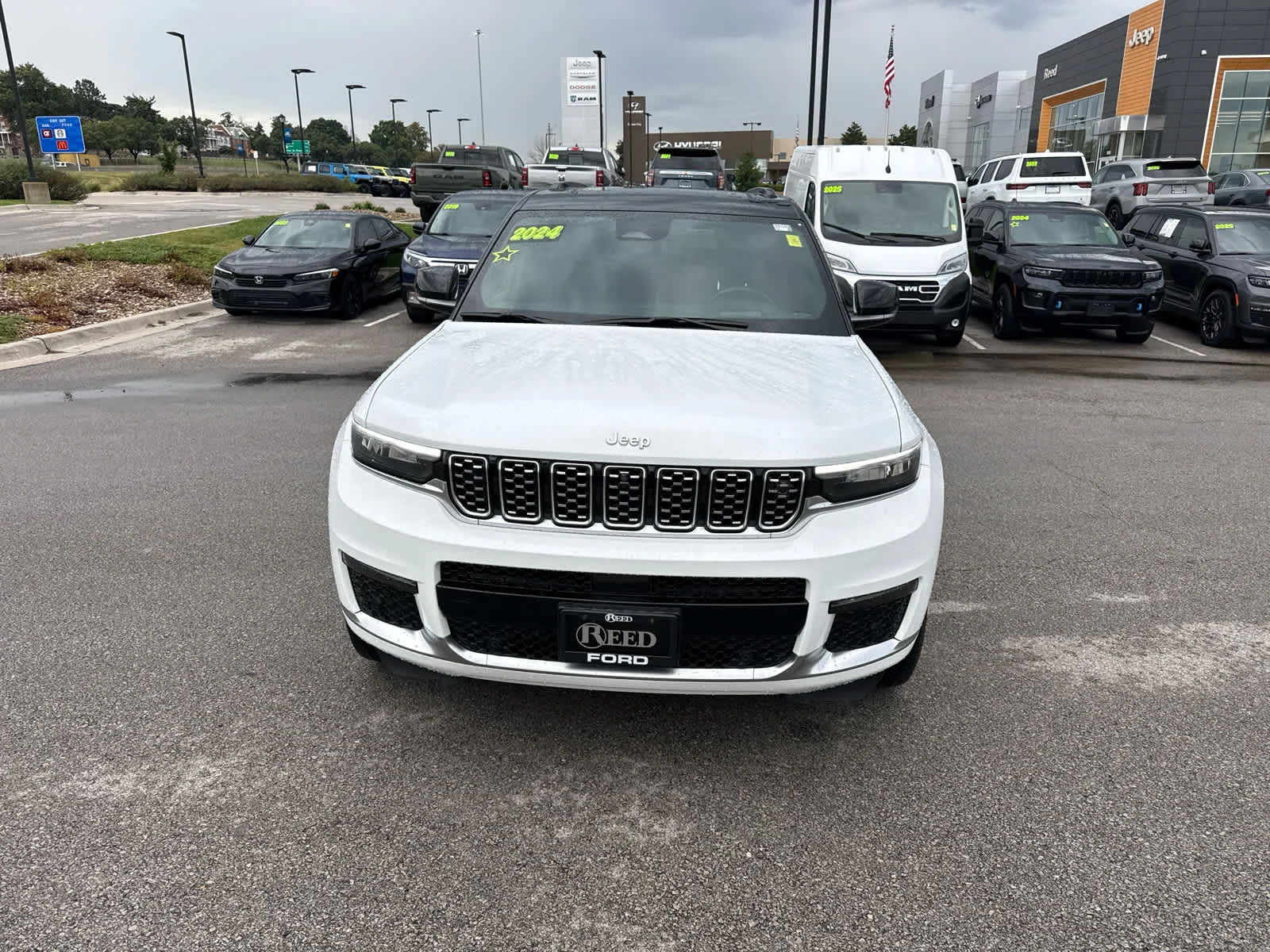 Used 2024 Jeep Grand Cherokee L Summit with VIN 1C4RJKET7R8559739 for sale in Kansas City
