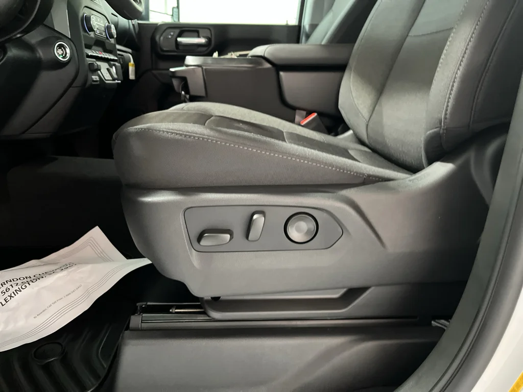 2026 Chevrolet Silverado 2500 HD Custom - Photo 12