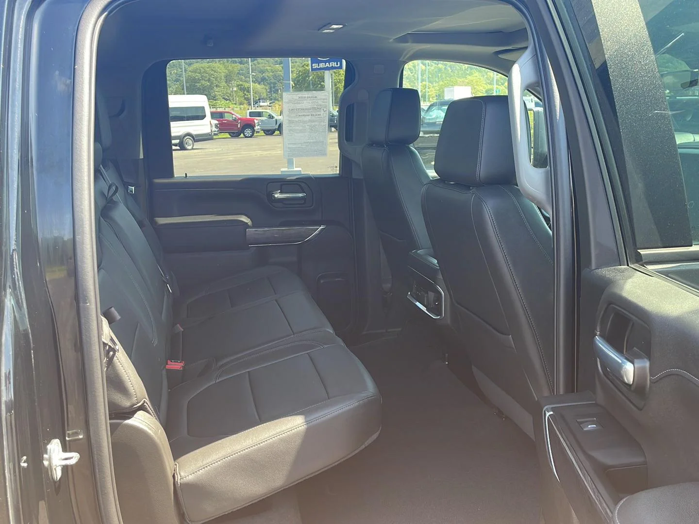 Used 2022 BLACK Chevrolet LTZ image 29