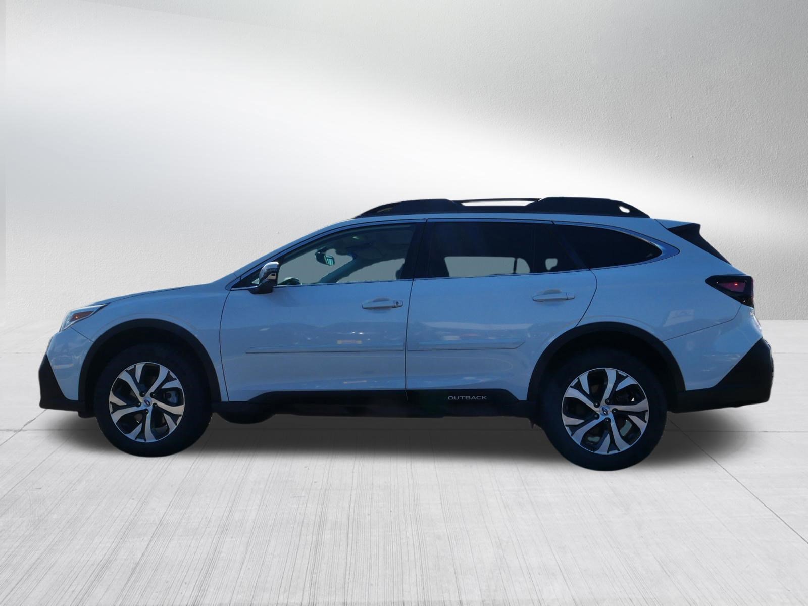 Used 2021 Crystal White Pearl Subaru Limited image 4