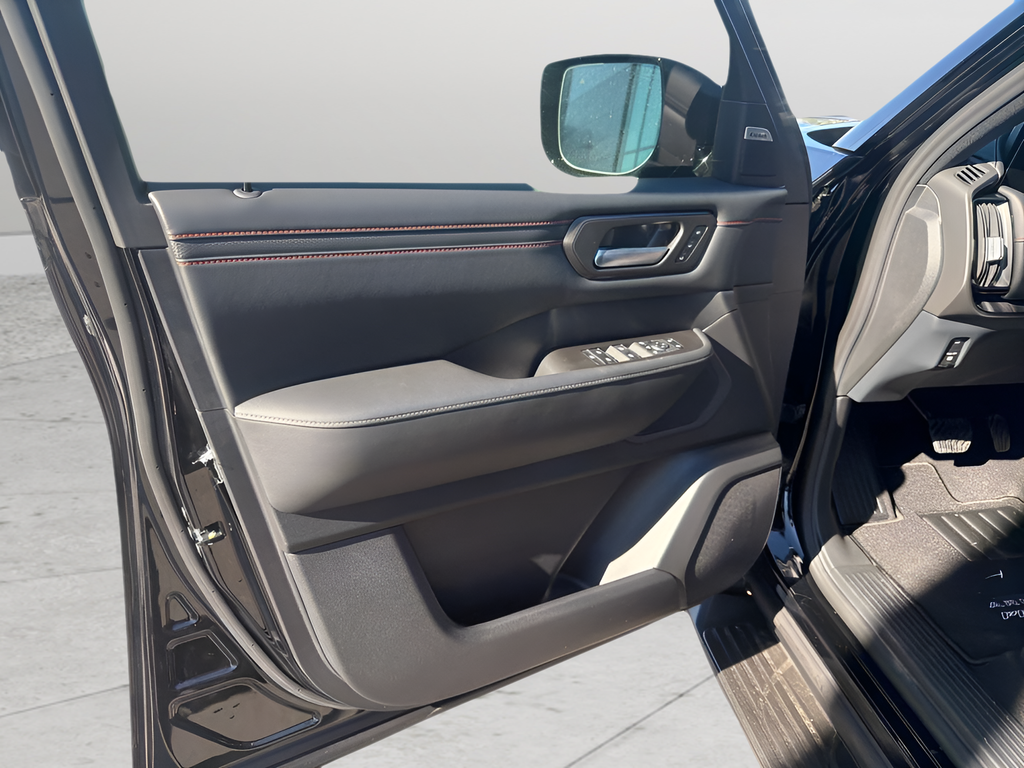 2026 Nissan Armada PRO-4X - Photo 28