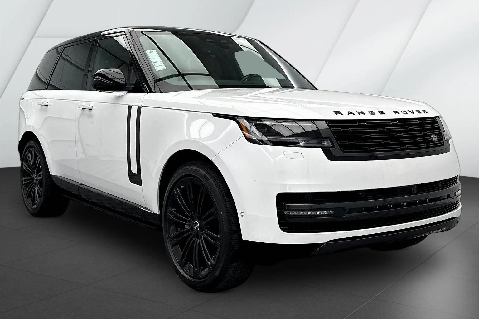 2025 Land Rover Range Rover 3.0 SE SWB's photo