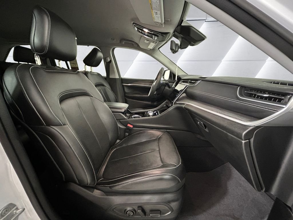 Used 2023 White Jeep Limited image 13