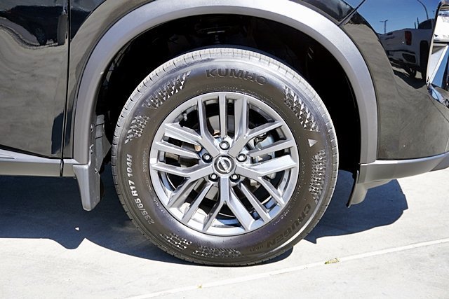 Used 2025 Black Nissan S image 14