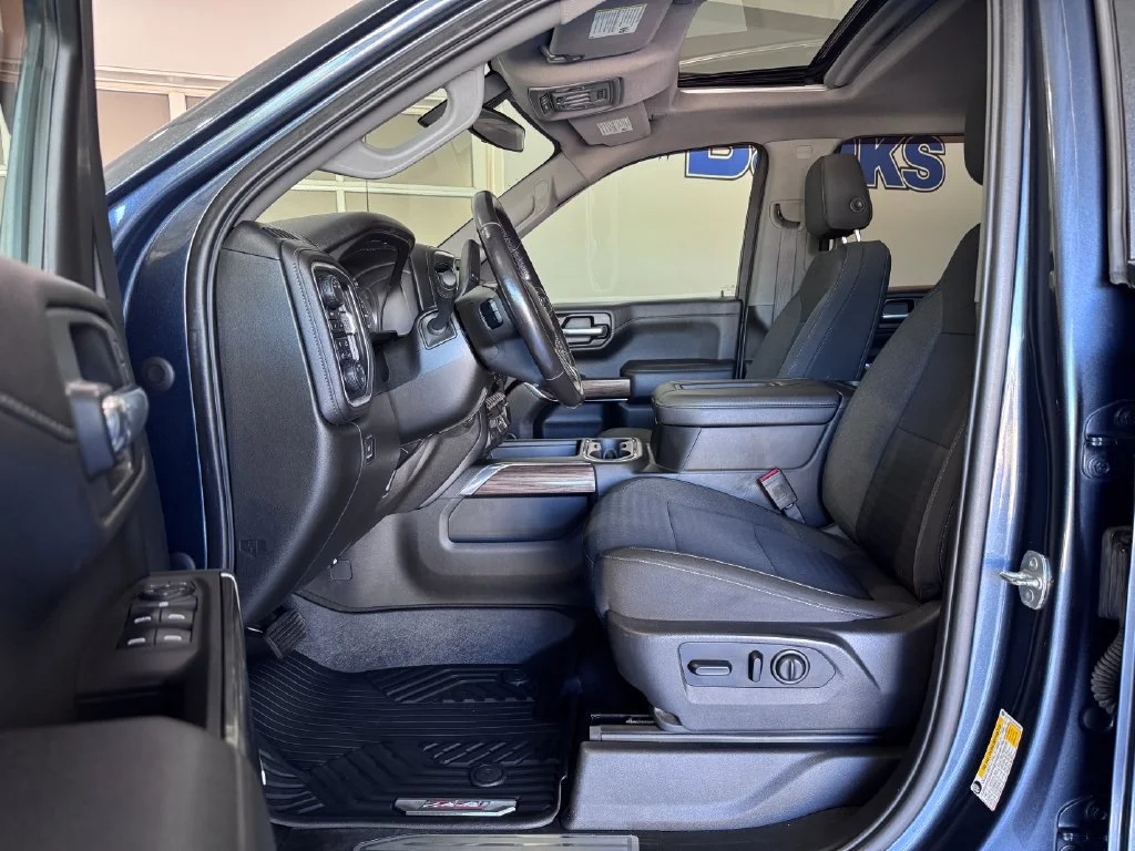2021 Chevrolet Silverado 1500 RST - Photo 11