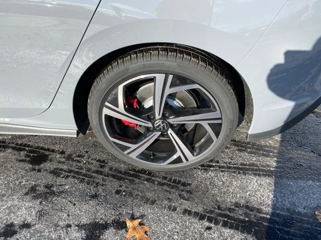 New 2026 Moonstone Gray Volkswagen 2.0T SE image 23