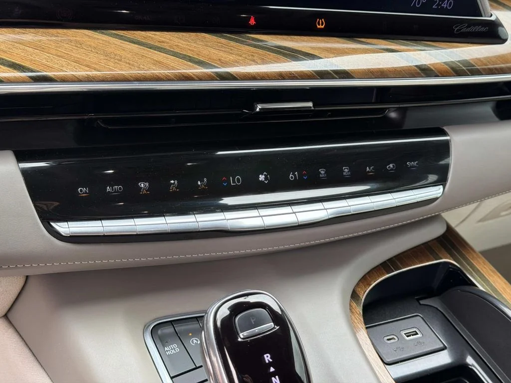 2023 Cadillac Escalade Premium Luxury Platinum - Photo 13
