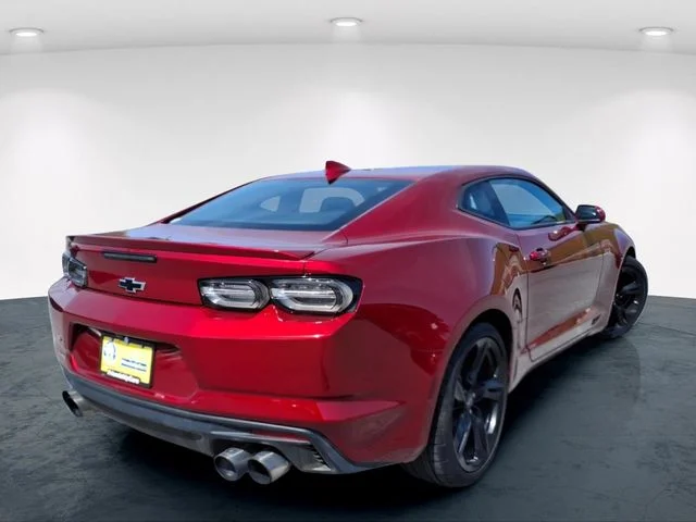 Used 2022 Red Chevrolet LT1 image 8