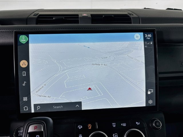 New 2026 White Land Rover X-Dynamic SE image 16