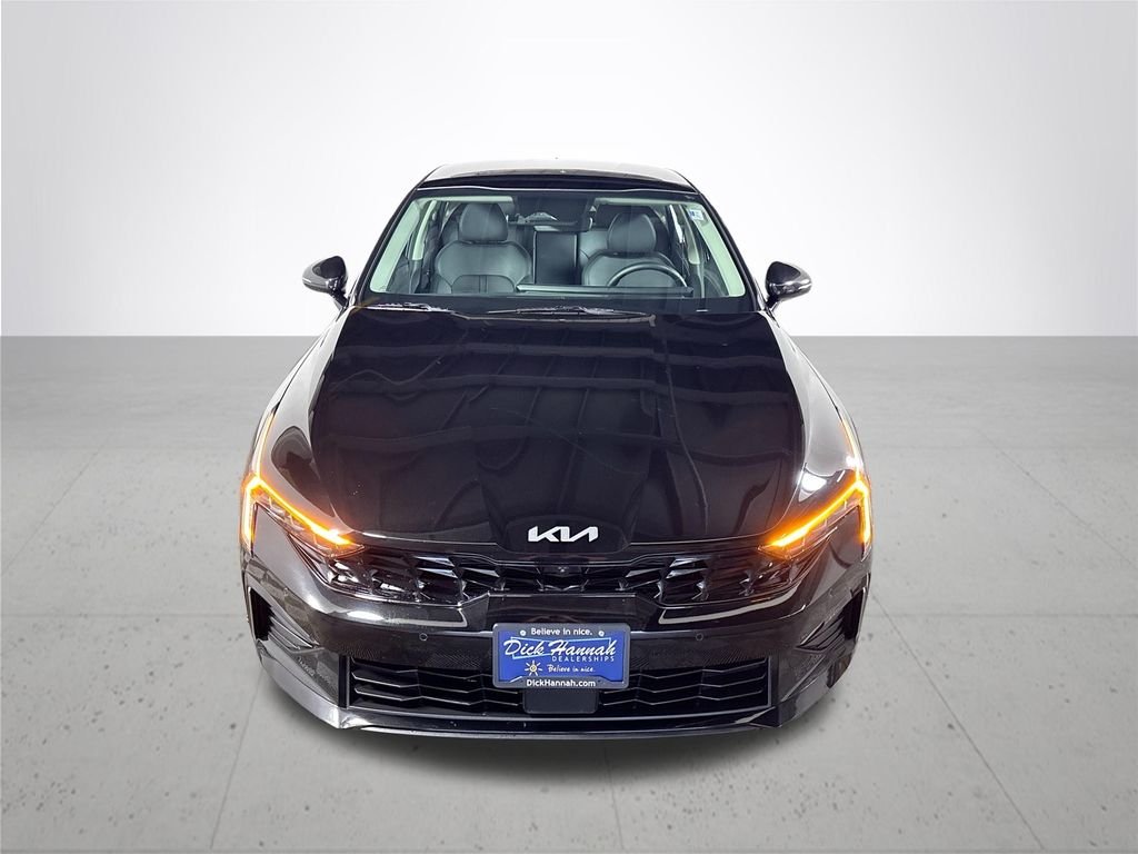 Used 2025 Aurora Black Kia EX image 3