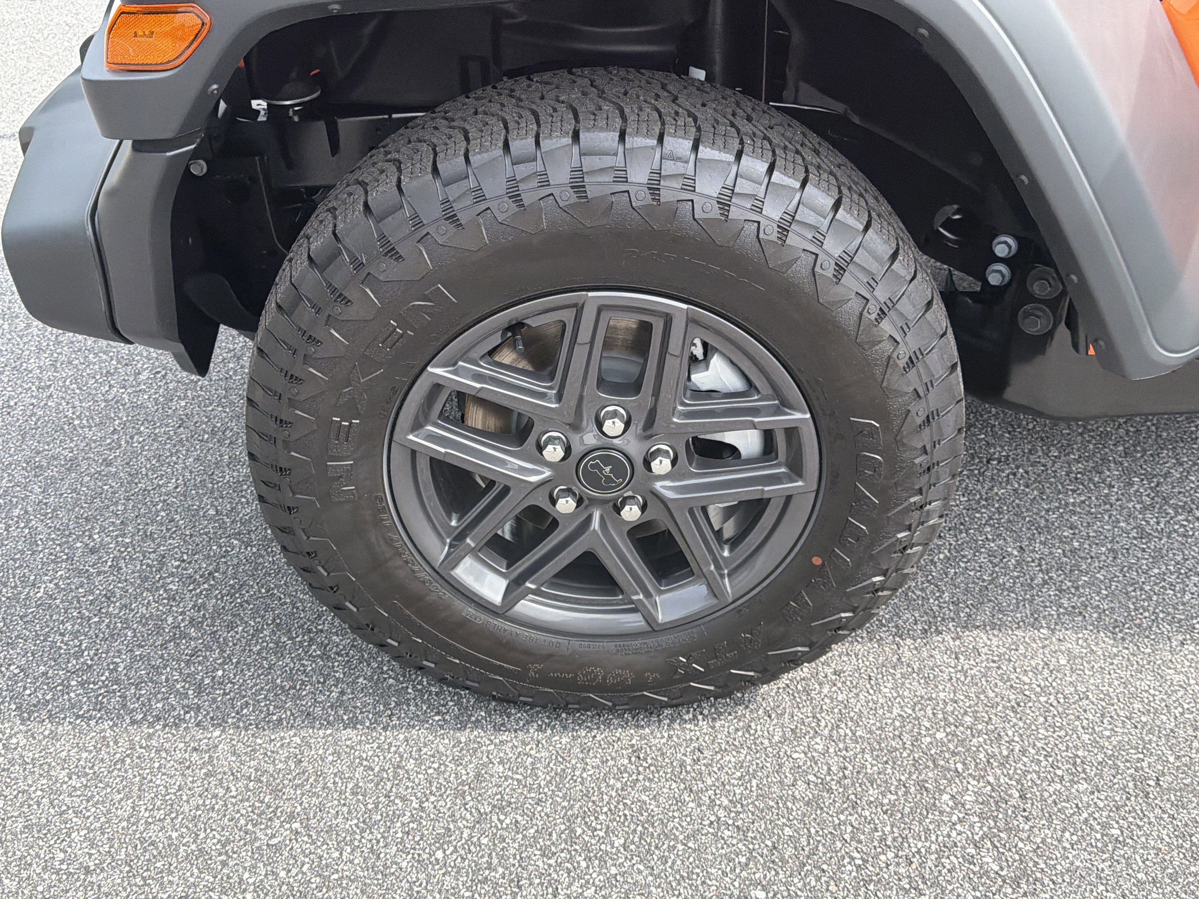 New 2026 Joose Exterior Paint Jeep Sport S image 13