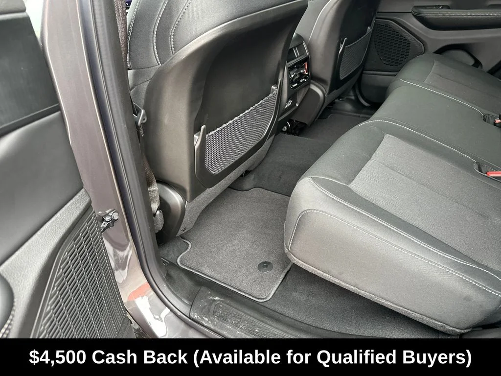 New 2026 Baltic Gray Metallic Clear-Coat Exterior Paint Jeep Laredo image 34