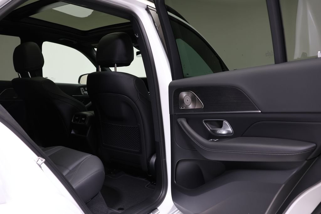 New 2026 MANUFAKTUR Moonlight White Magno Mercedes-Benz GLE 350 image 53