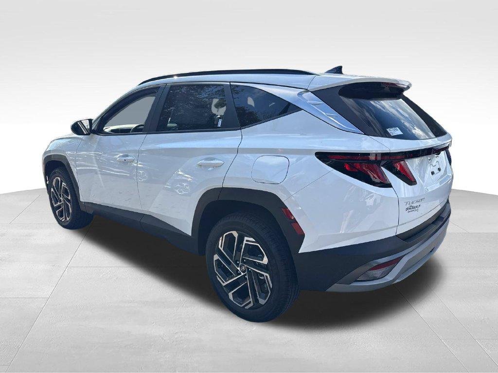 New 2026 White Hyundai SEL Plus AWD image 3