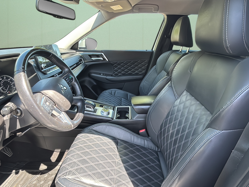 2022 Mitsubishi Outlander SEL Special Edition - Photo 18