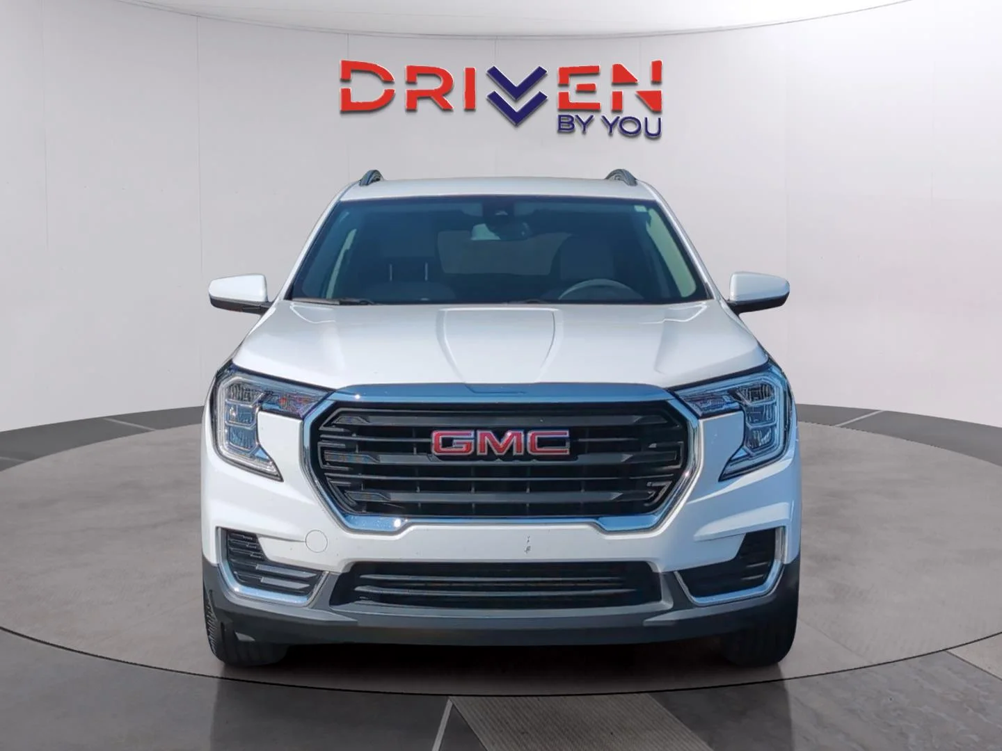 Used 2022 Summit White GMC SLE image 8