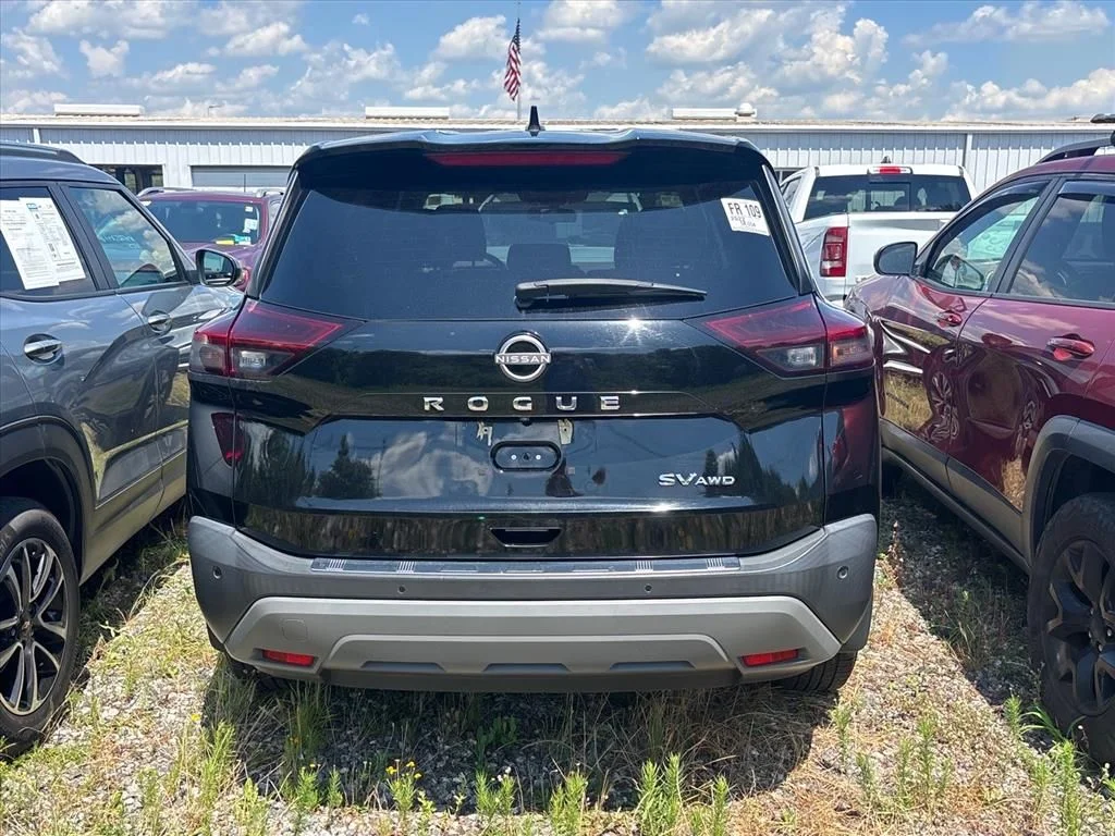 Used 2022 Black Nissan SV image 13
