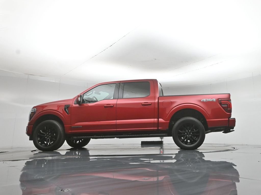 Used 2025 Red Ford Lariat image 59
