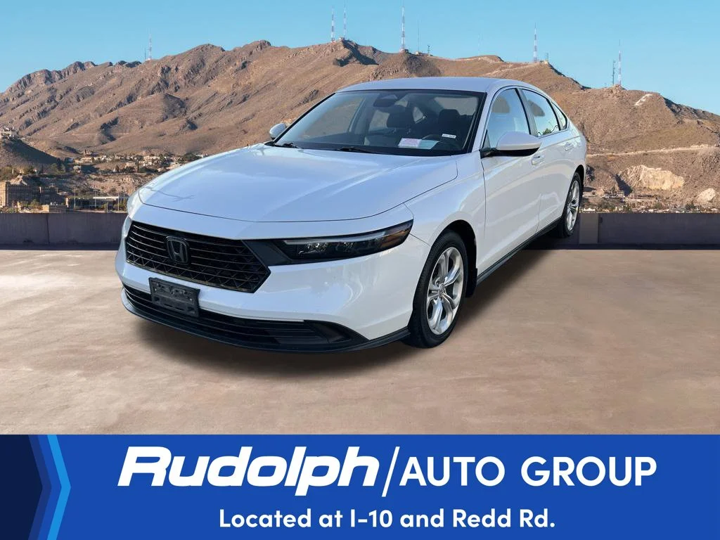 Used 2023 White Honda LX image 1