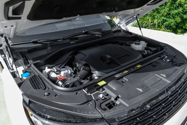 New 2026  Land Rover SE image 61