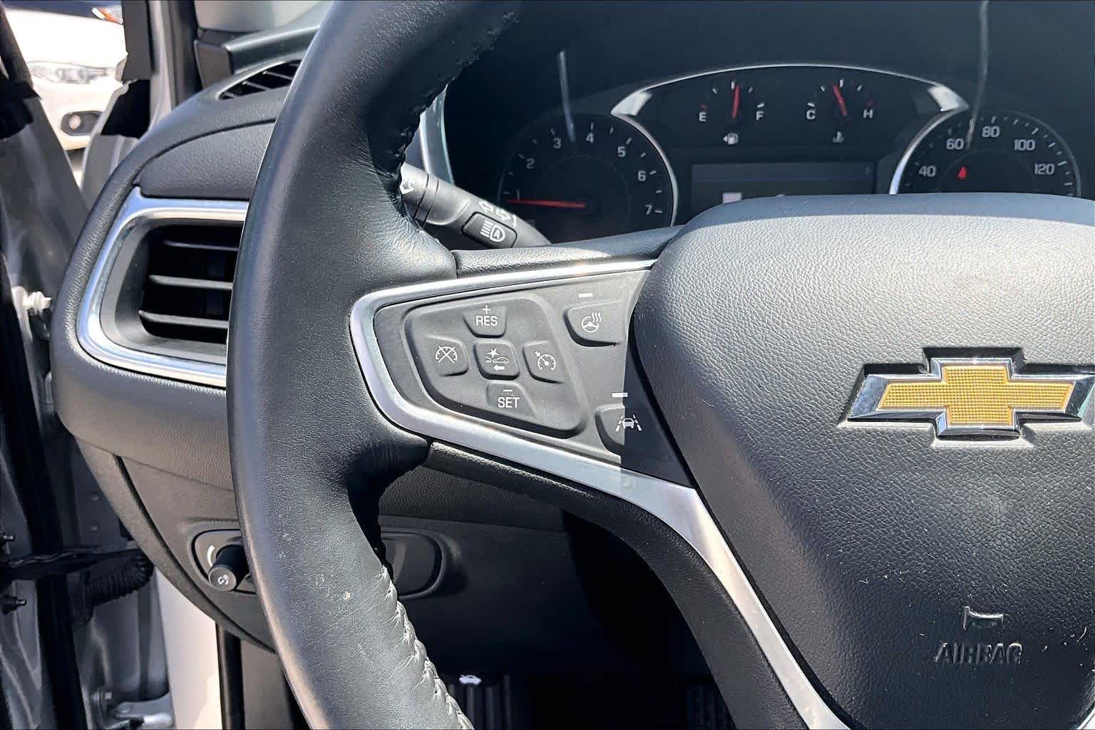 Used 2022 Silver Ice Metallic Chevrolet LT image 22