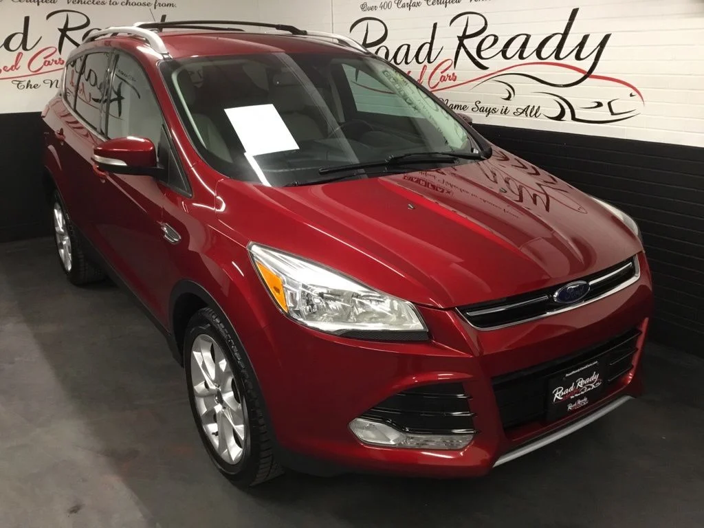 Used 2014 Red Ford Titanium image 2