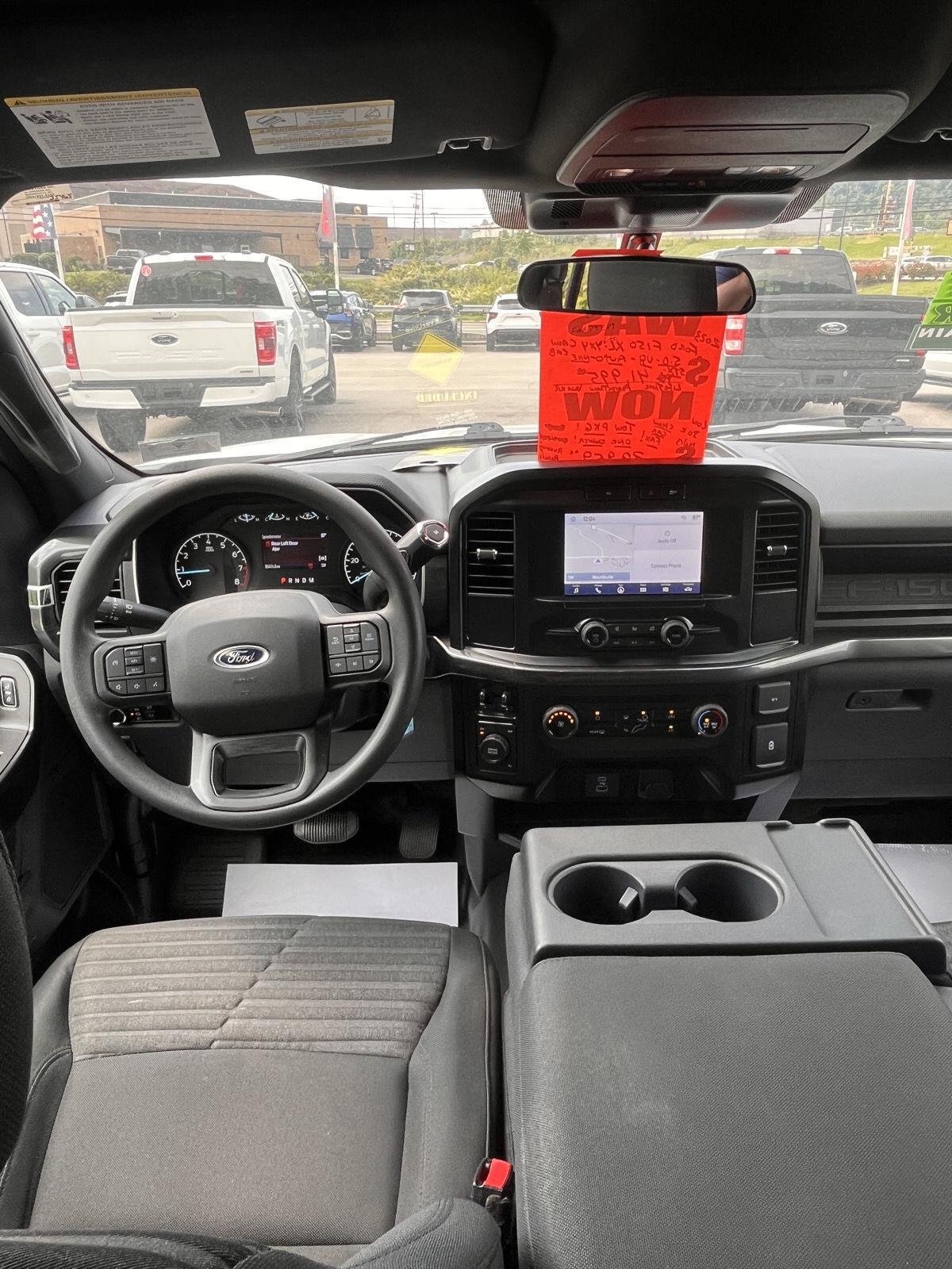 Used 2023 Oxford White Ford XL image 32