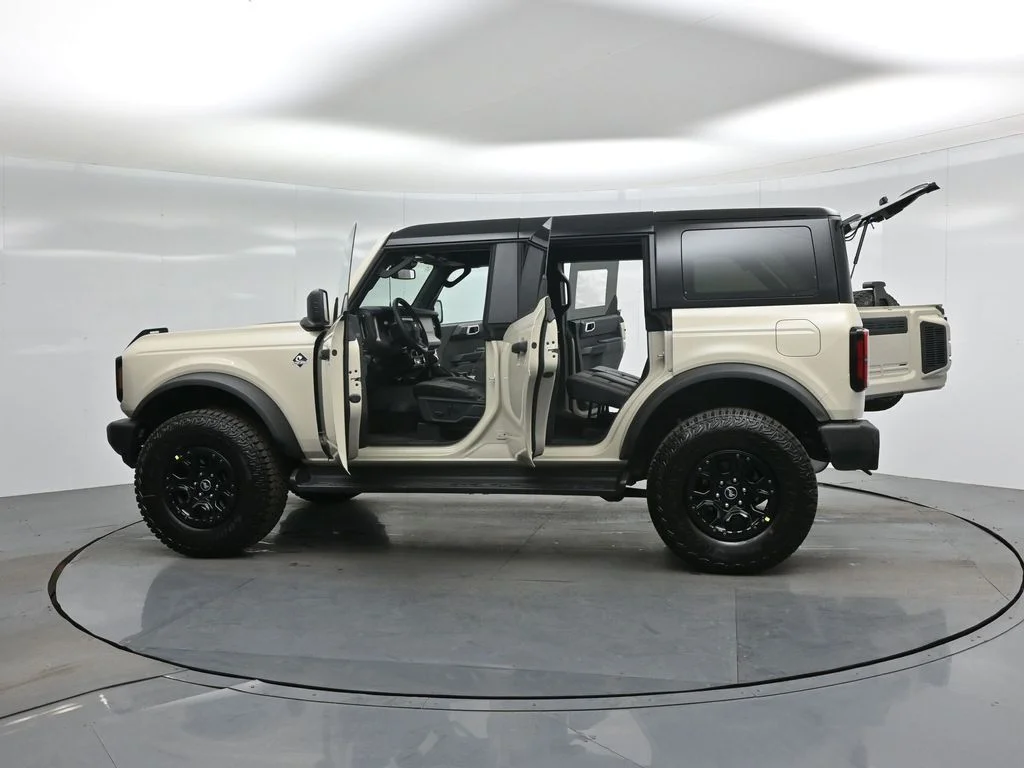 New 2026 Desert Sand Ford Outer Banks image 32