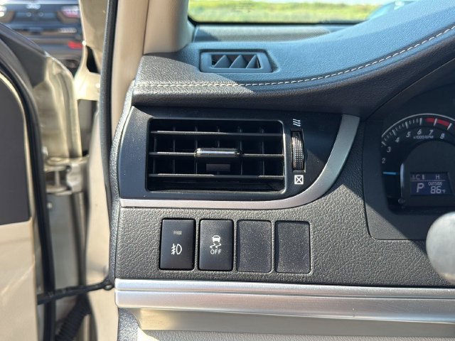 Used 2014 Creme Brulee Toyota LE image 25