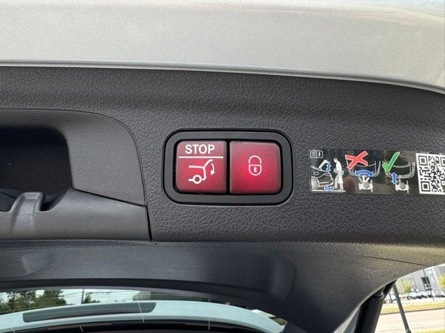 2025 Mercedes-Benz GLE GLE450 - Photo 19