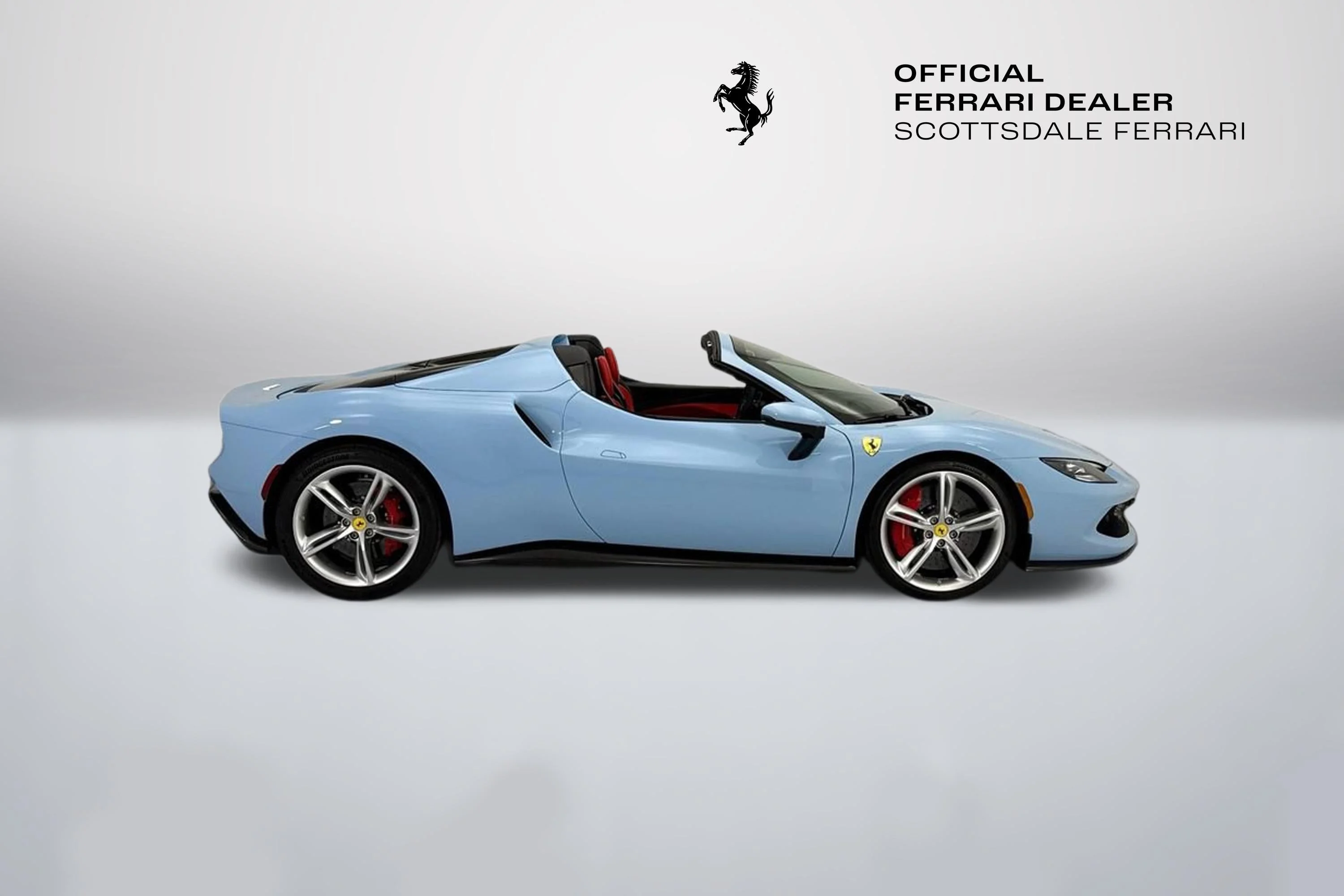 Used 2025 Azzurro La Plata Ferrari  image 4