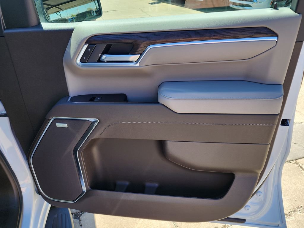2026 GMC Sierra 1500 SLT - Photo 37