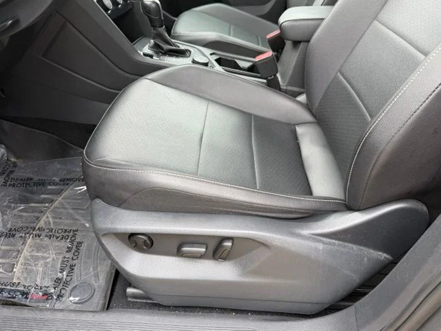 Used 2021 Gray Volkswagen  image 17