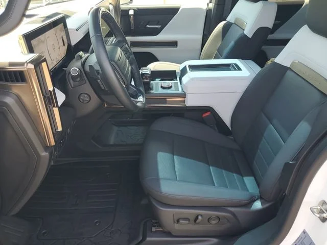 Used 2023 Interstellar White GMC 3X image 5