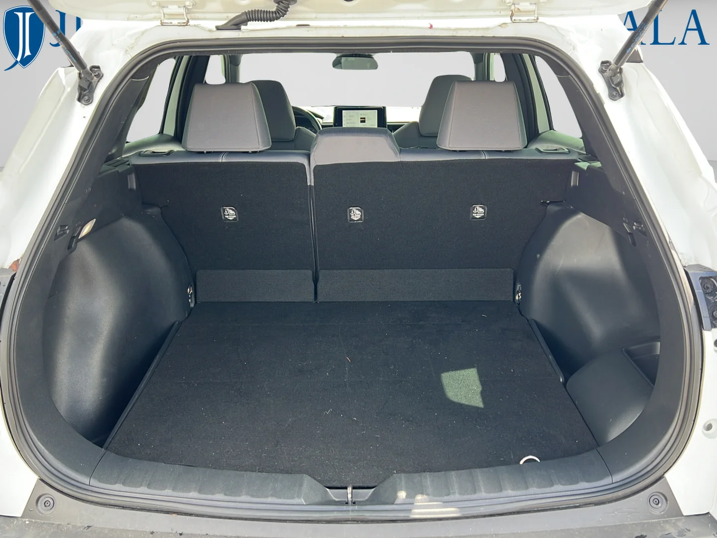 Used 2024 Pearl Toyota Hybrid S image 9