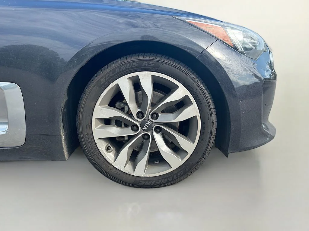 Used 2019 Gray Kia Base image 11
