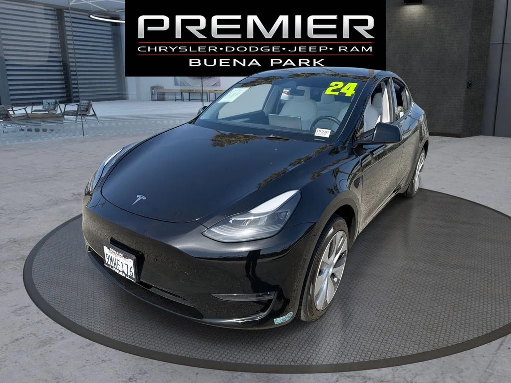 2024 Tesla Model Y Long Range Rear Wheel Drive's photo