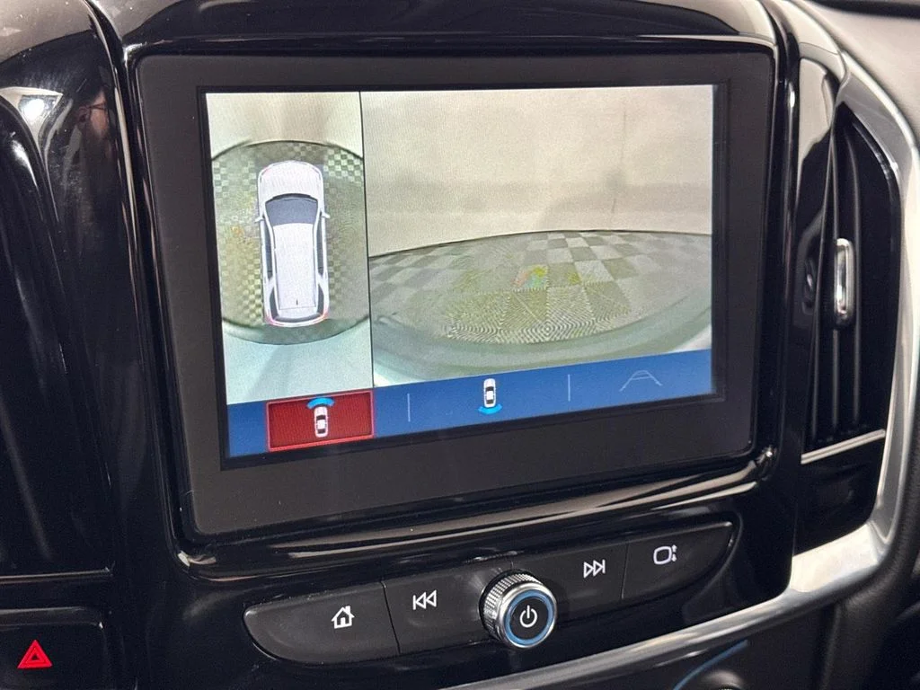 Used 2019 Black Chevrolet 3LT image 28