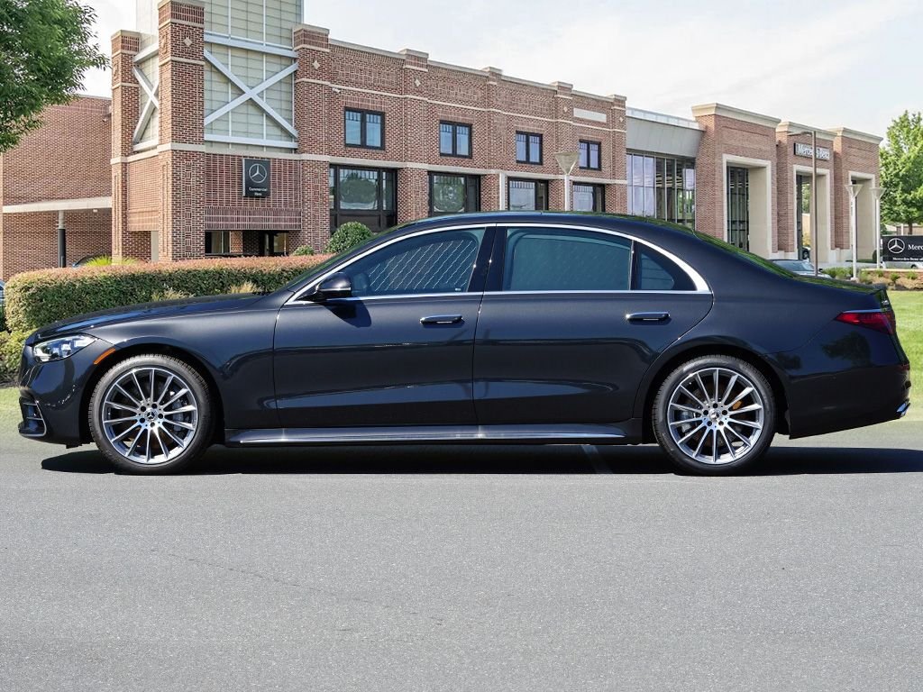 New 2026 Graphite Grey Metallic Mercedes-Benz S 580 image 8